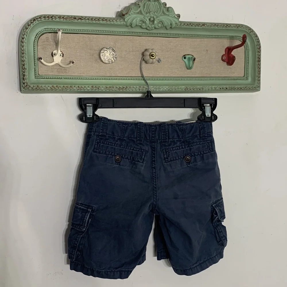Bundle of 2 toddler boy casual shirt blue size 5